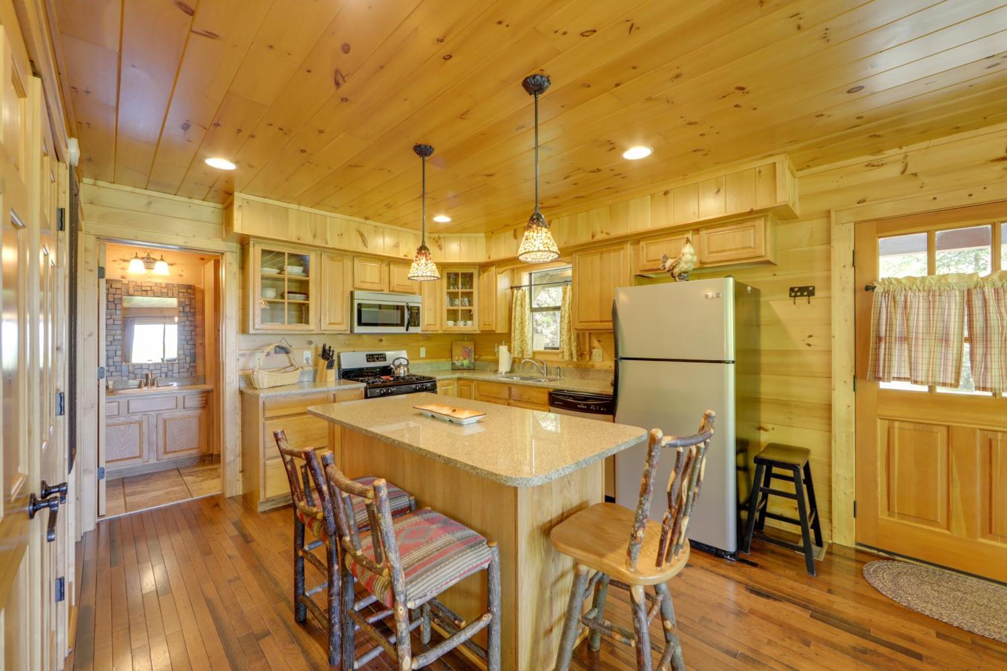 Bryson City Cabin With Hot Tub And Mountain Views! Luaran gambar