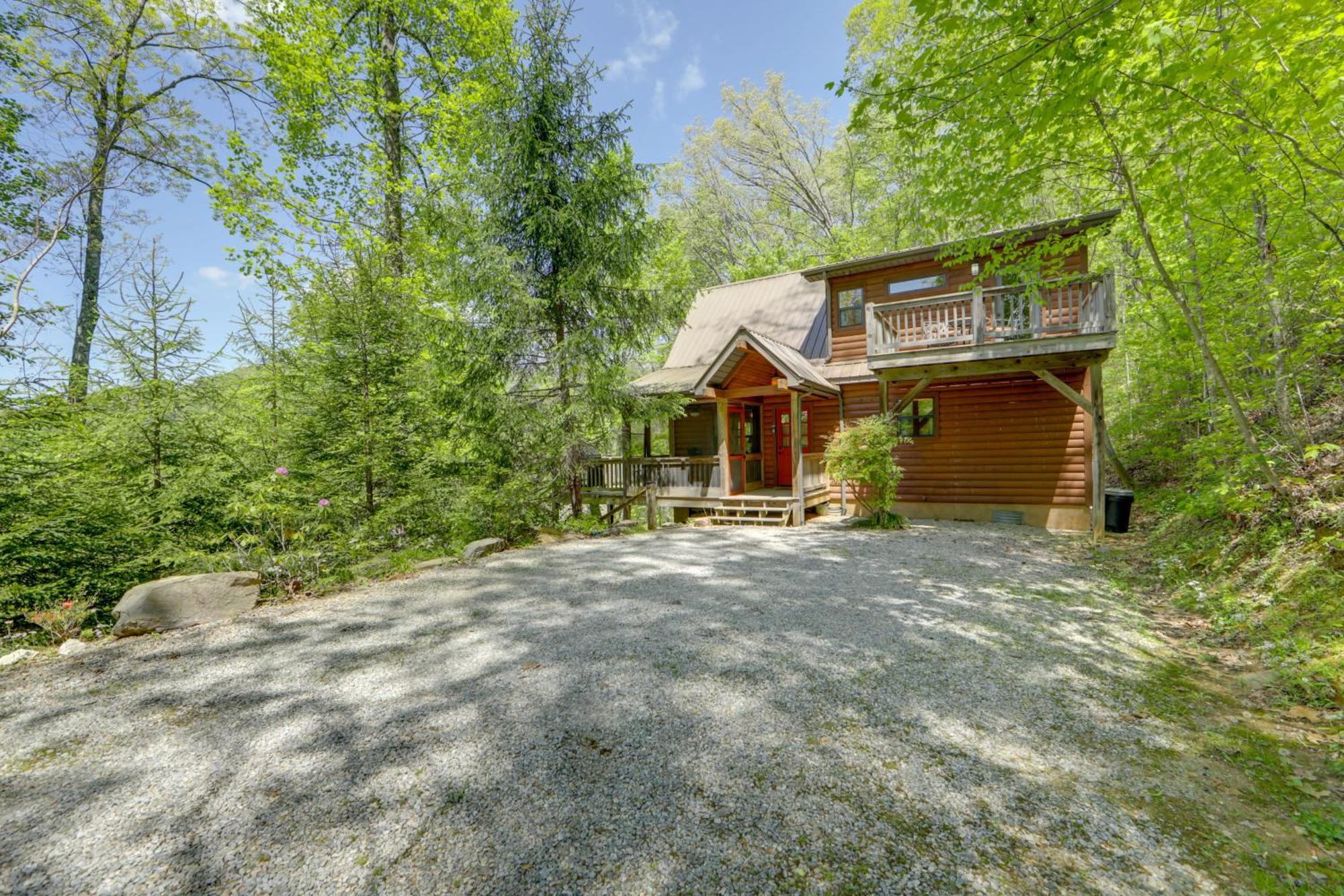 Bryson City Cabin With Hot Tub And Mountain Views! Luaran gambar